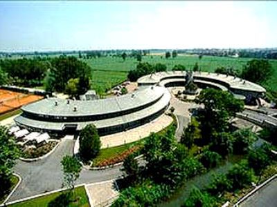 Country Hotel Borromeo Peschiera Borromeo Exterior photo